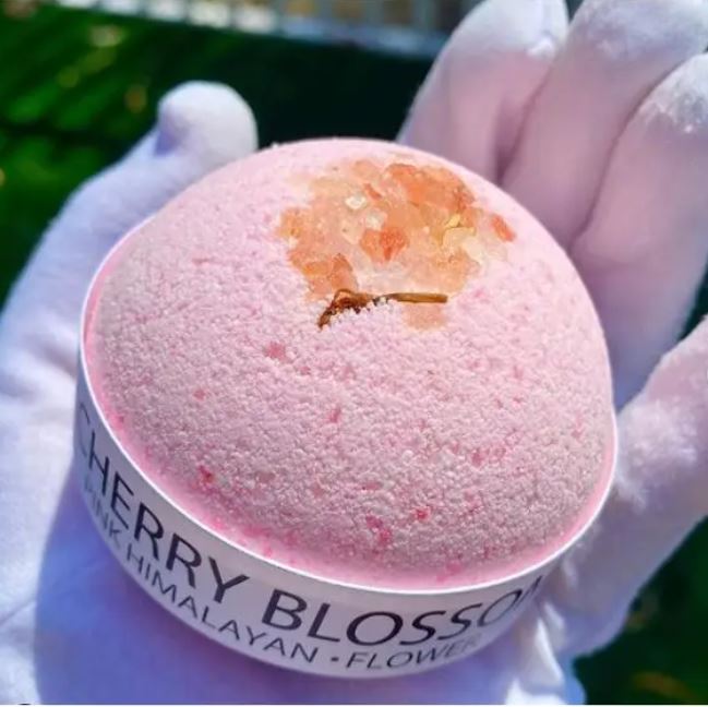 Cherry Blossom & Himalayan Salt Bath Bomb
